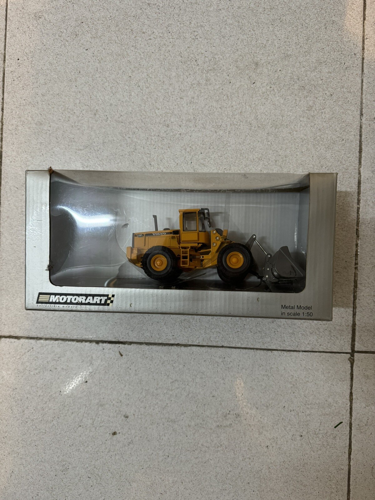 MOTORART – Pala cargadora VOLVO L150C – 1/50 – MOT100062