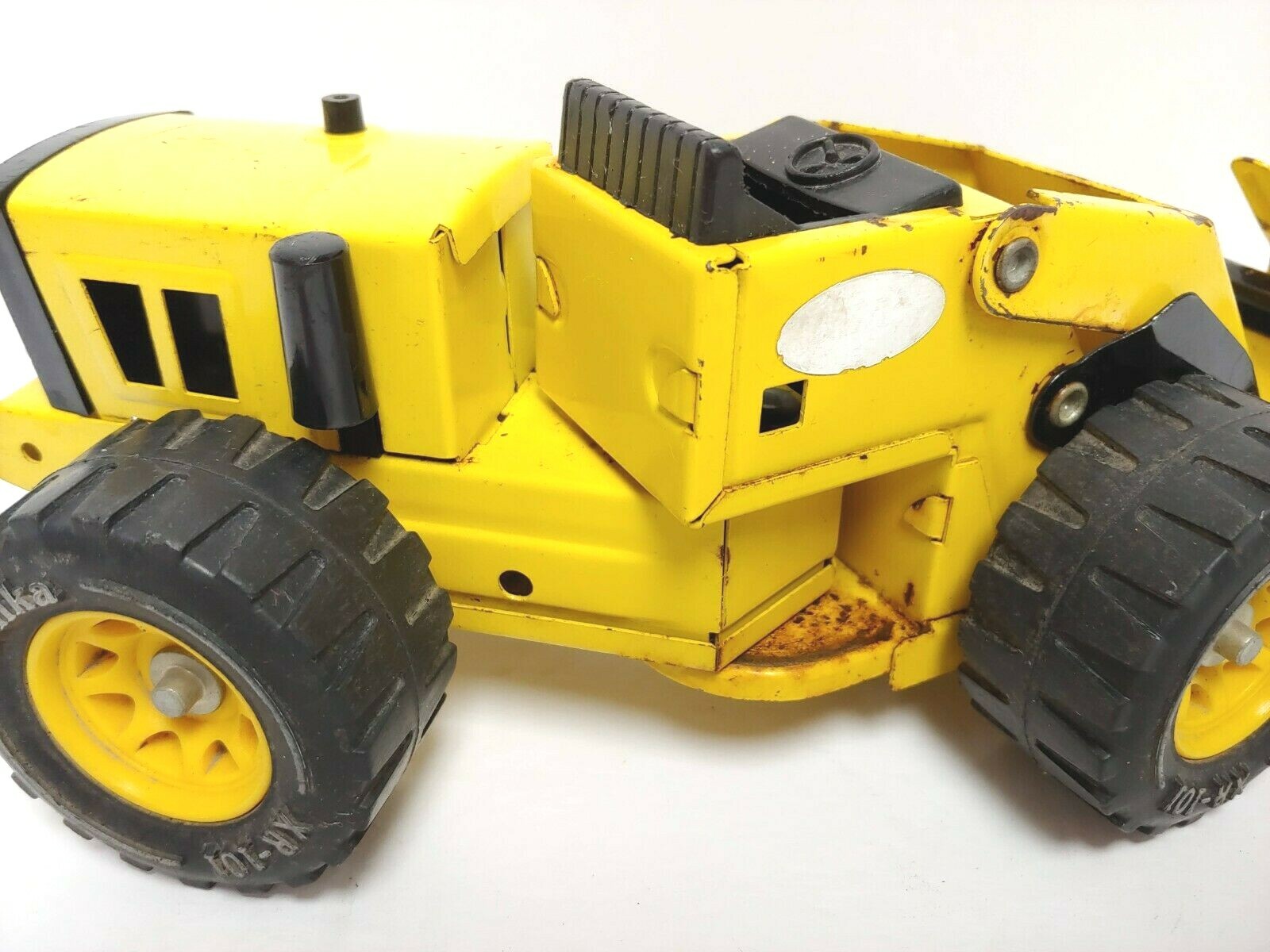 Vintage TONKA Front End Loader #52900 – Pressed Steel – XR-101 Tires – Yellow