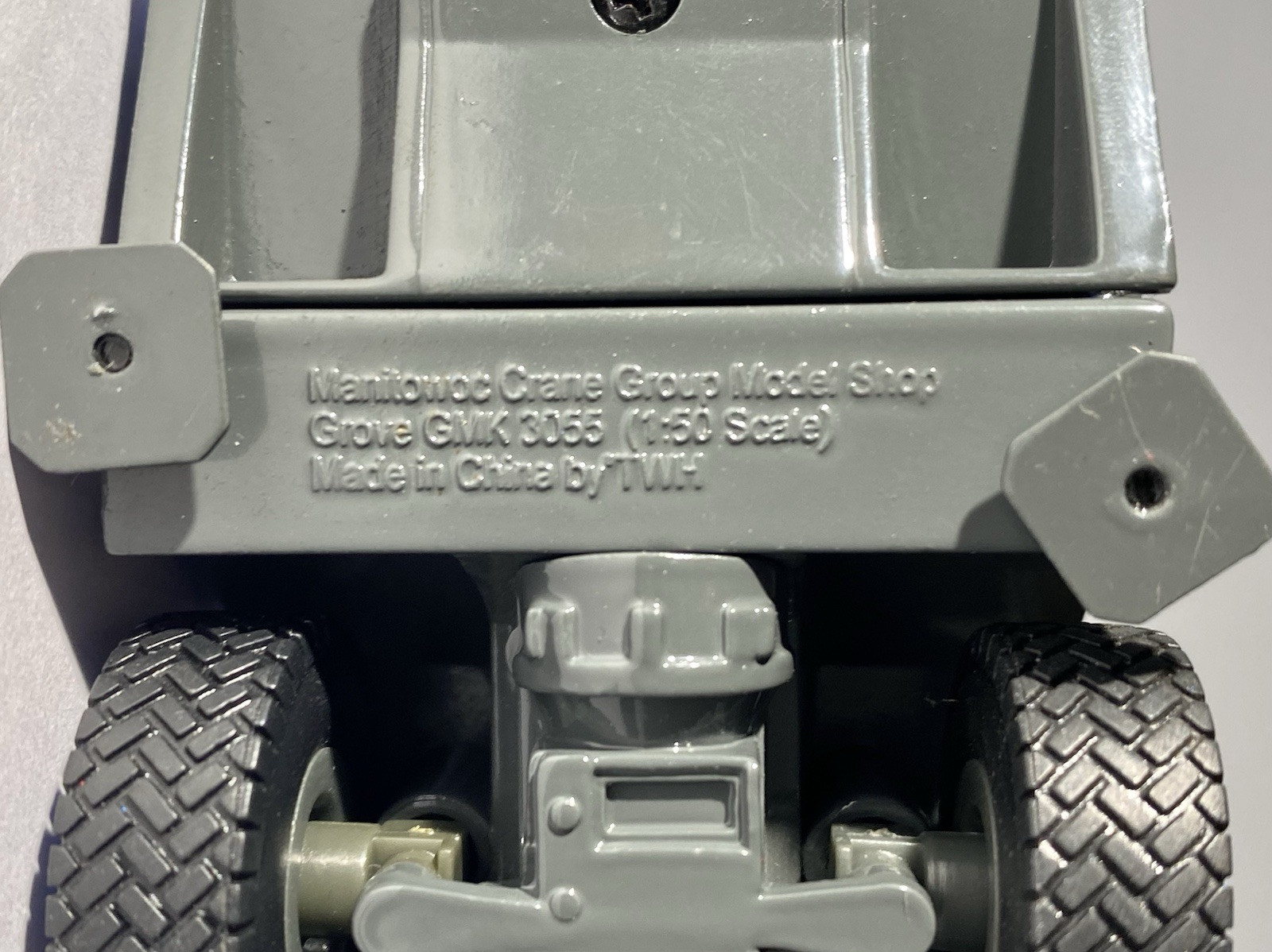 2005 Grove GMK 3055 3-Axle All-Terrain Crane – 1/50 scale diecast model TWH003