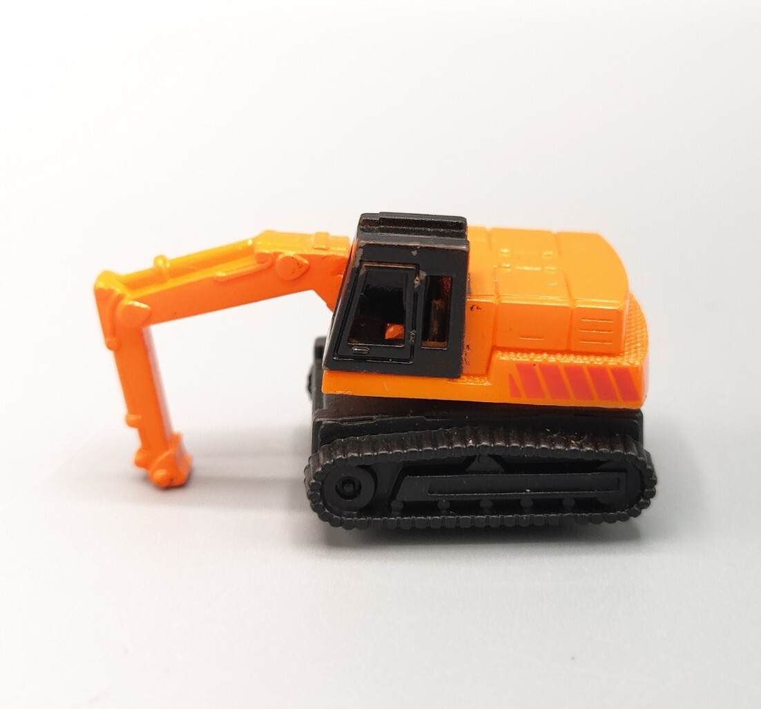 1987 Vintage Micro Machine Orange and Black Excavator. Construction. Galoob.