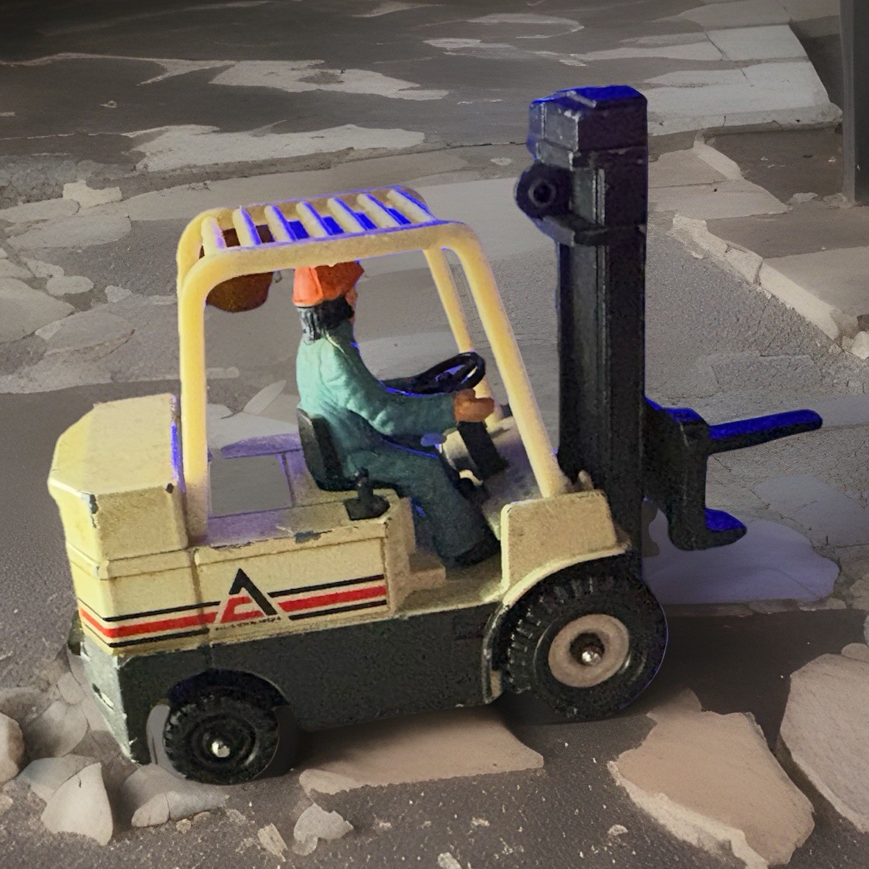 Corgi Forklift Lift Truck Aliis Chalmers ACP60 Die Cast Model