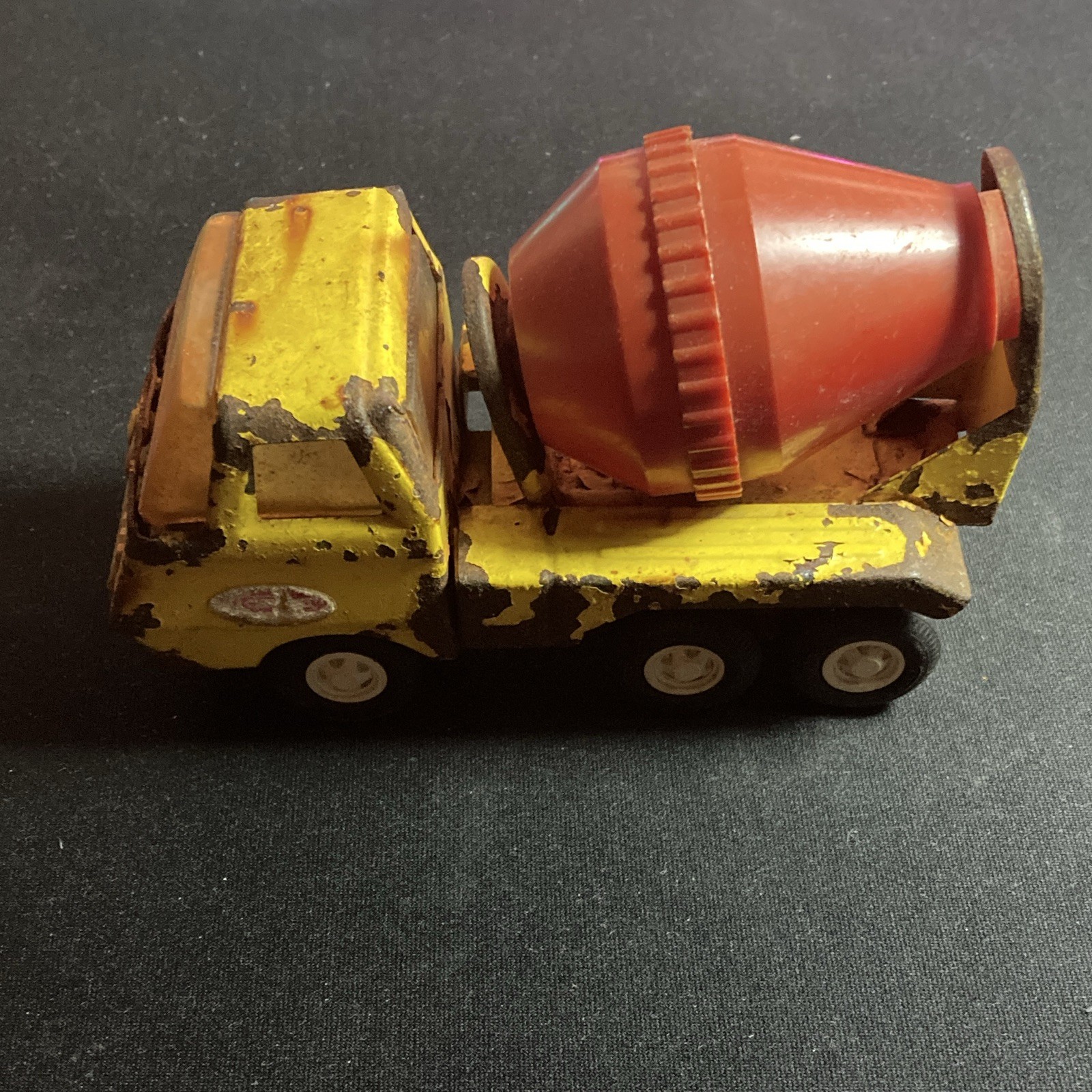 Diecast Cement Mixer and Pickup Truck Metal Plastic Yellow Red Blue