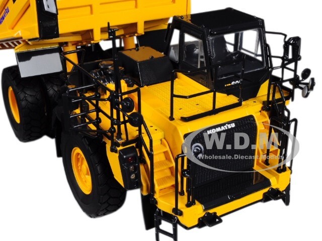 KOMATSU HD605-8 DUMP TRUCK 1/50 DIECAST MODEL BY FIRST GEAR 50-3387