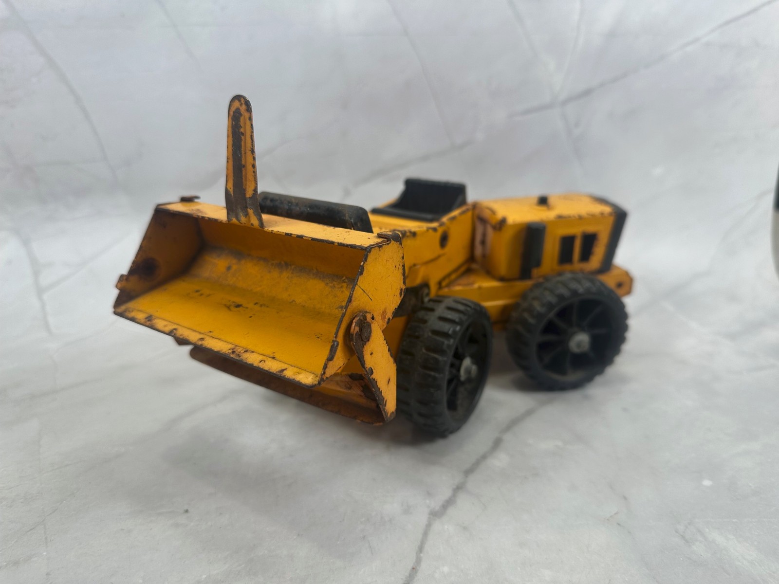 1970’s Tonka Pressed Steel Front End Loader 10” Construction – Rare Orange Color