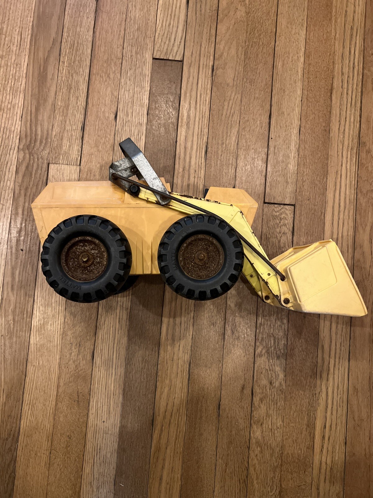 Vintage 1963 Mattel V-RROOM! Skip Loader Front Loader Tractor
