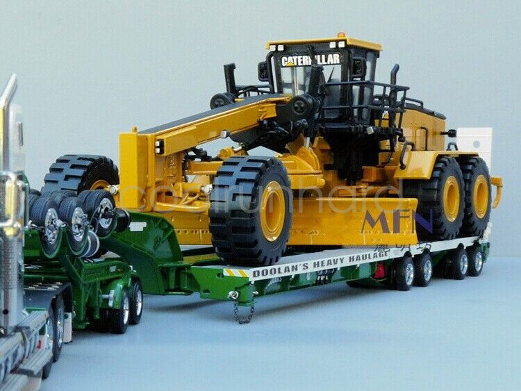 1:50 34CM DM 24M Motor Grader Construction Vehicles Machine Diecast Model