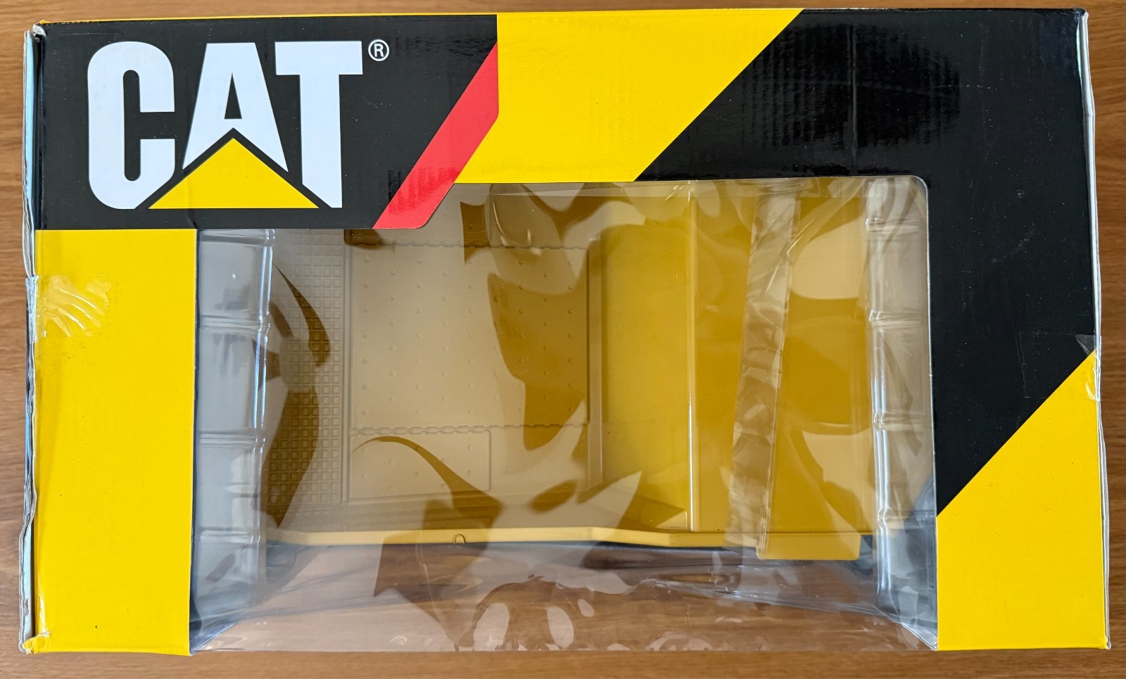 Brand New CAT 1:50 795F AC Mining Off-Highway Truck Diecast Mint Condition