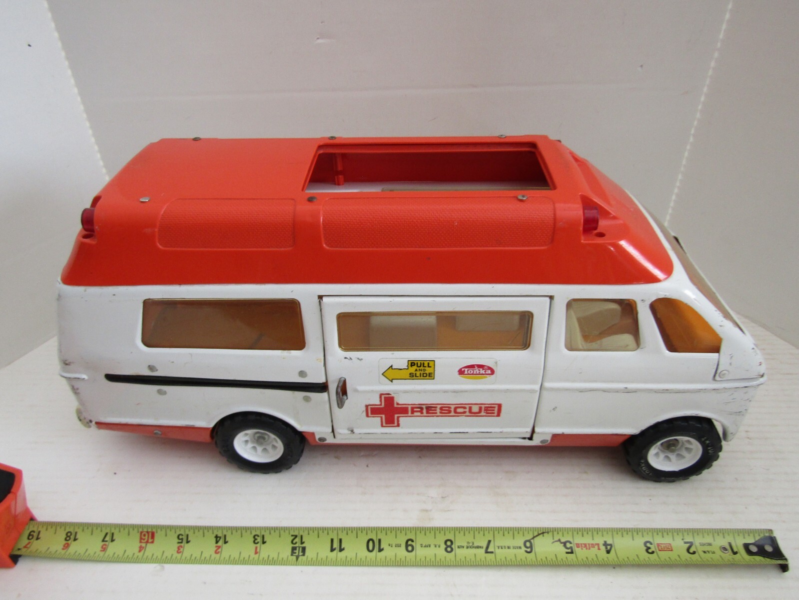 HUGE PRESSED STEEL TONKA TOY TRUCK MIGHTY AMBULANCE RESCUE EMERGENCY PARTS