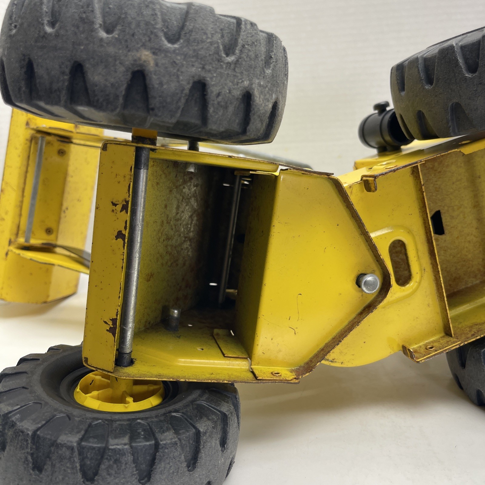 Mighty Tonka 1973-1975 Front Loader Solid! Works! All Original (1946)