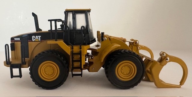1:50 Caterpillar 980G Forest Machine Diecast Model 55026 By Norscot