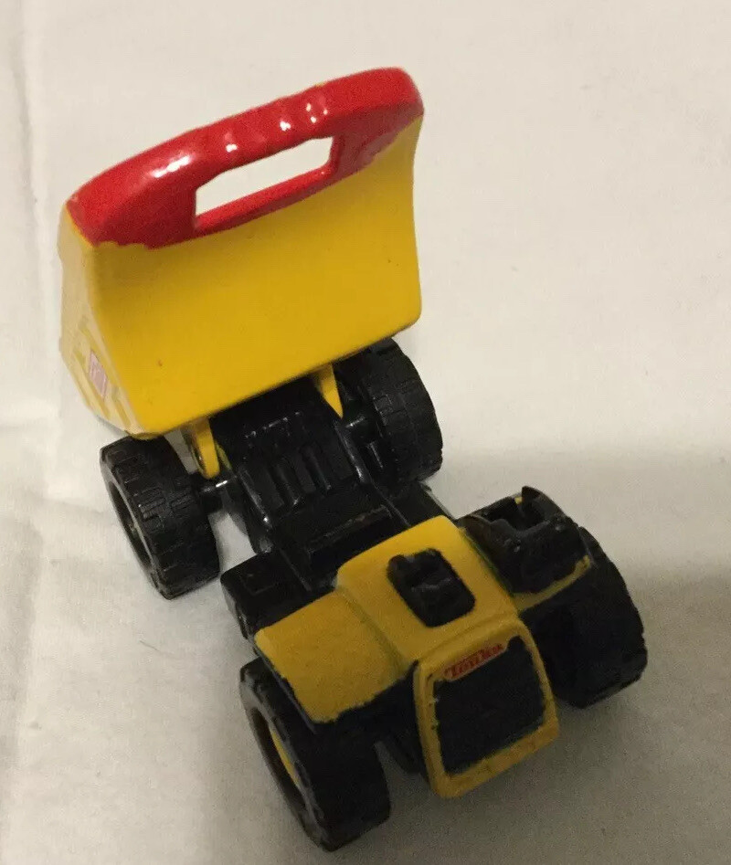 2005 Maisto Tonka Dump Truck Yellow 2 3/4″ Diecast Mini Toy