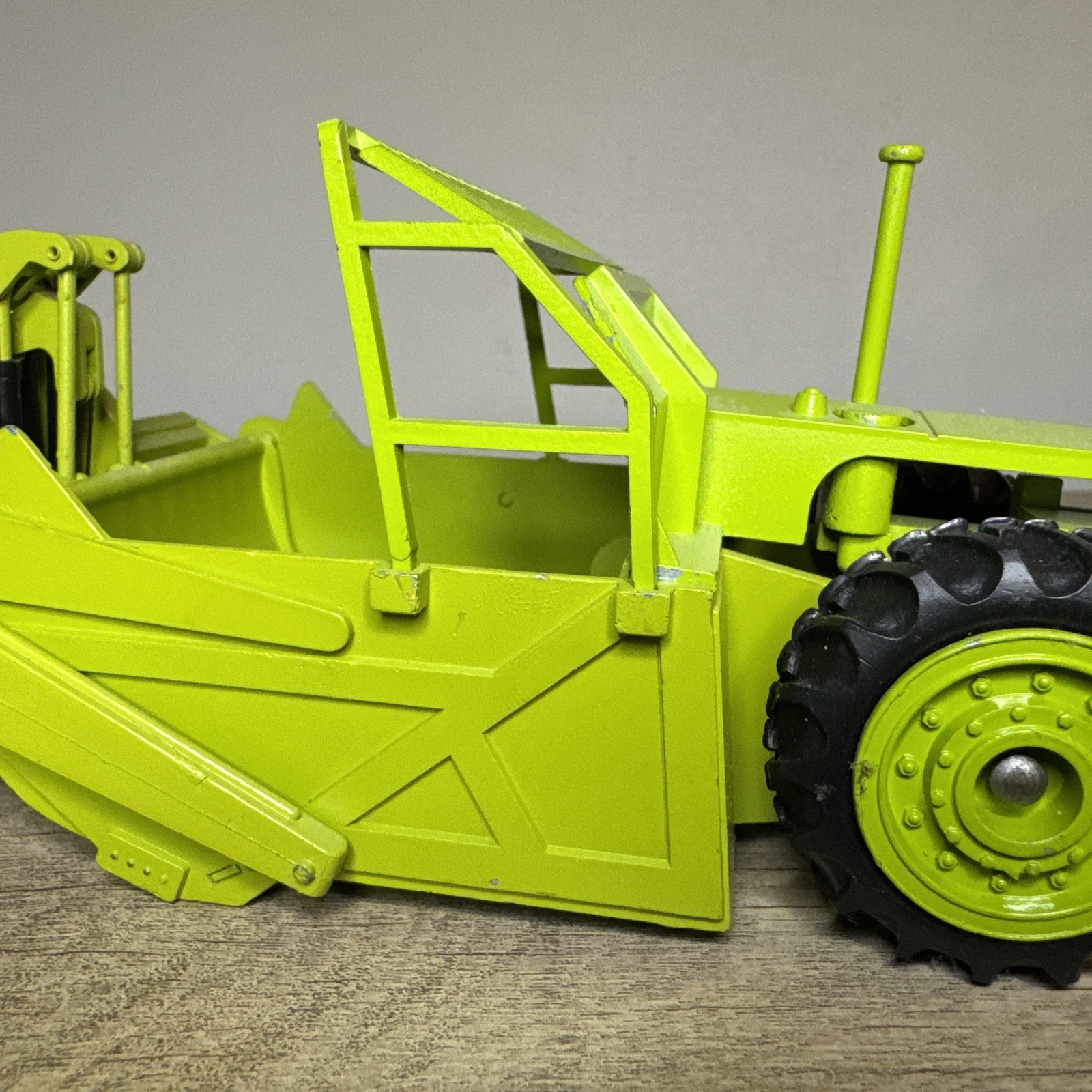 Vintage Conrad GM Terex Scraper TS-14B DieCast 1:40 Scale – Made in W. Germany