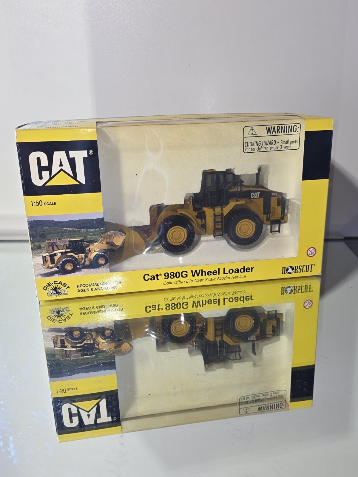 Norscot Caterpillar Cat 980G Wheel Loader 1:50 Scale Diecast Model 55027 NIB