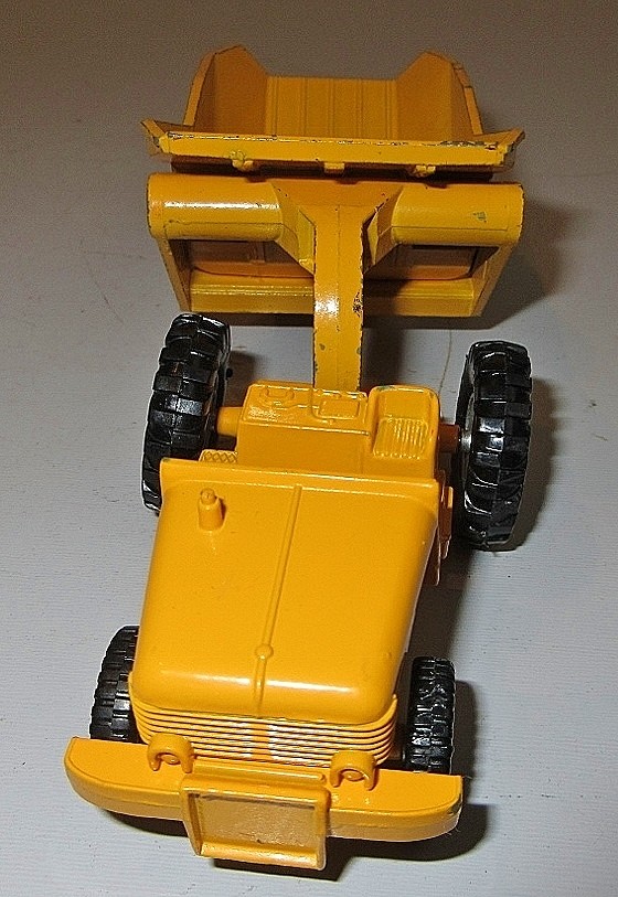 MATCHBOX SERIES KING SERIES #7 #7 W/CURTISS-WEIGHT REAR DUMPER,