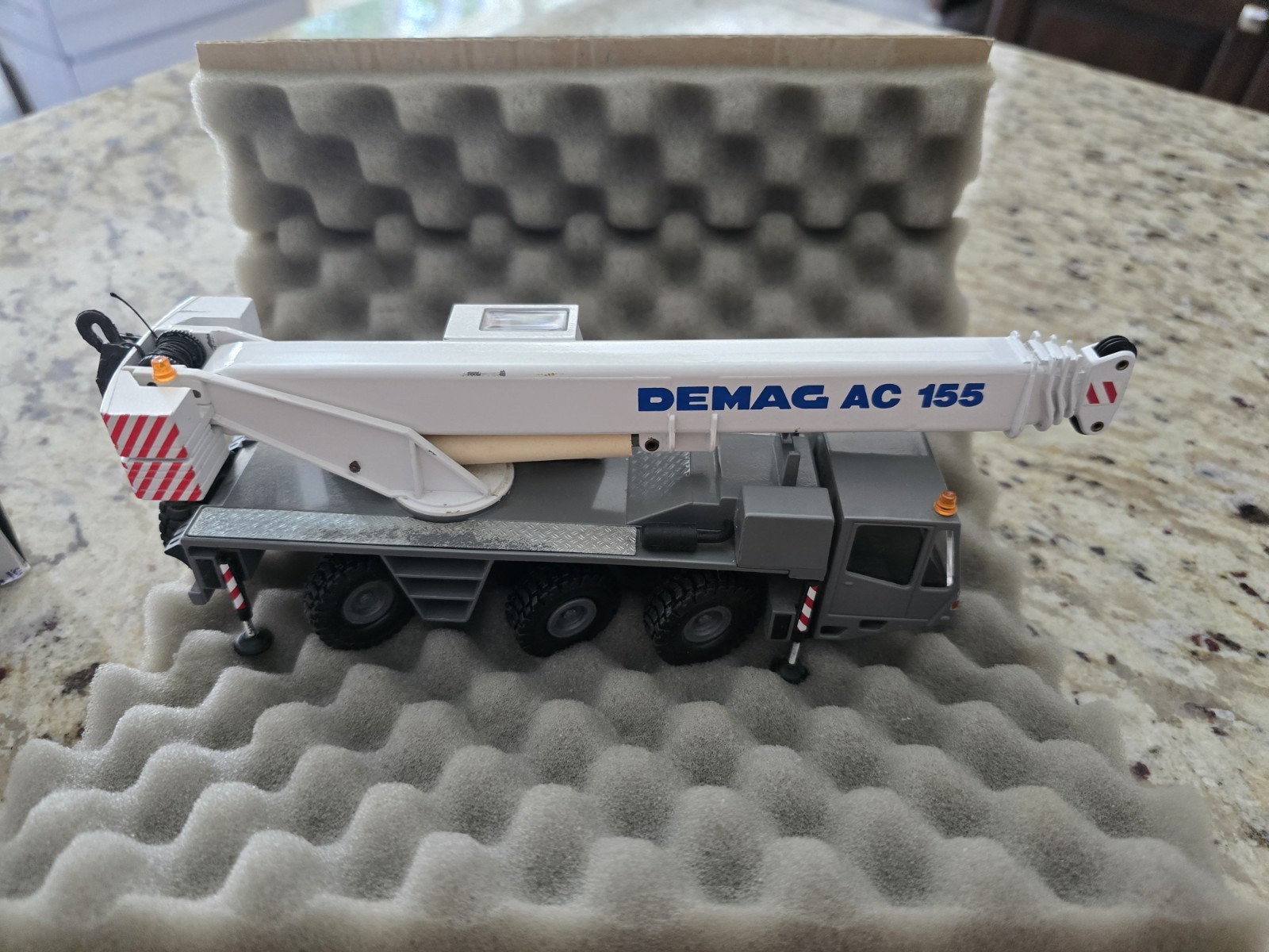 Vintage Conrad Demag AC 155 Telescopic Crane 1:50 Diecast Model Germany NEW