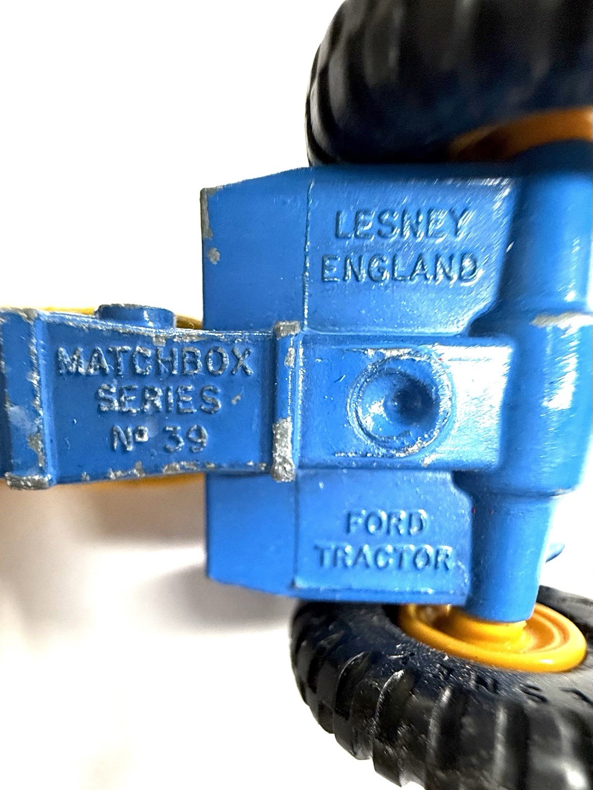 Vintage 1960s Matchbox Ford Tractor No. 39 Lesney England Missing Black Wheels