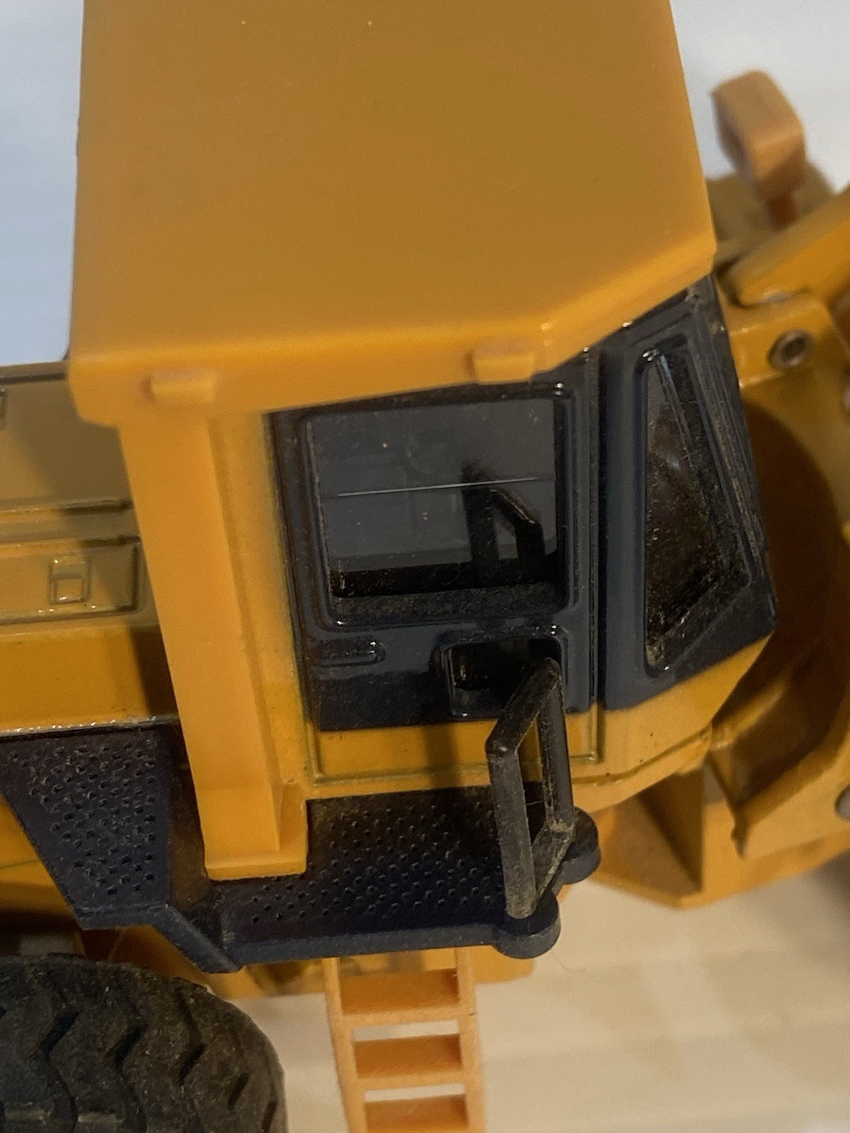 1:50 SCALE SHINSEI KOMATSU #615 WA350 LOADER DIE CAST TOY JAPAN