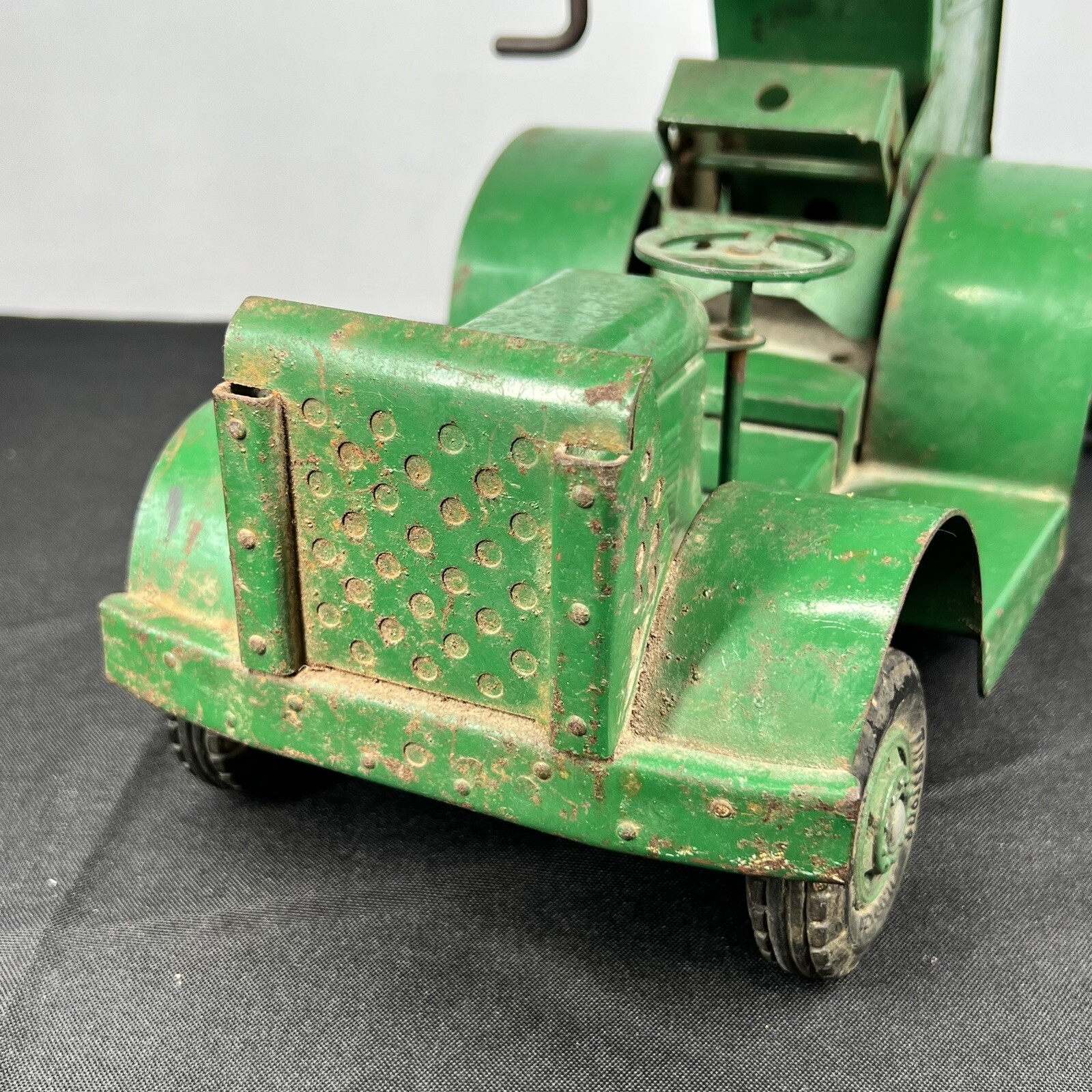 VTG Model Toys Doepke Barber Greene Back Loader Pressed Steel Conveyor