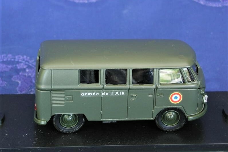 VEREM 9601 Volkswagen French Army Air Bus 1/43 Die-cast MIB