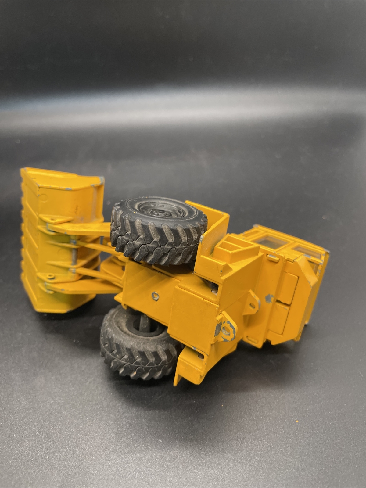 NZG Zettelmeyer ZL5001 Loader Excavator D#197 272 Diecast GERMANY For Parts
