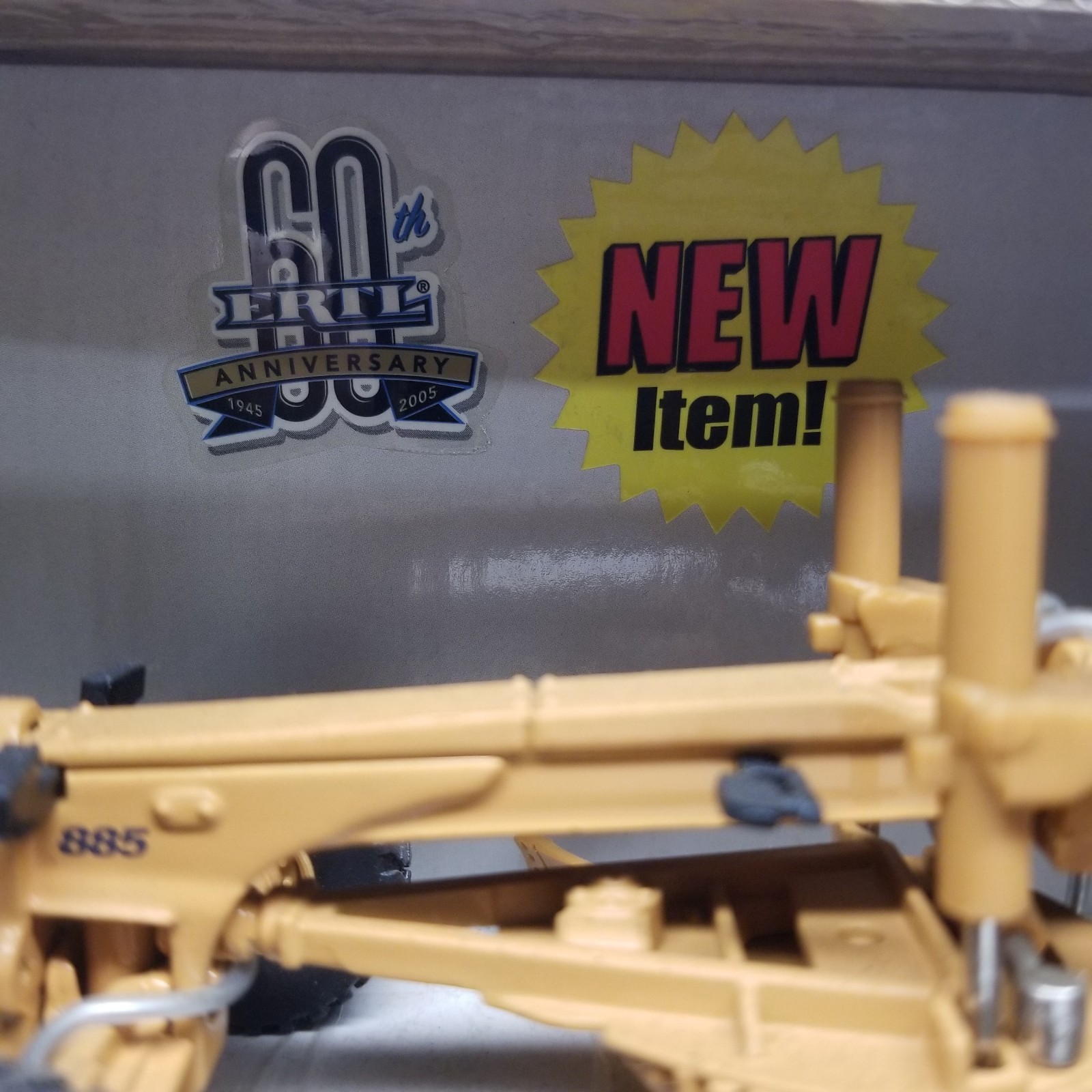 ERTL 1/50 CASE 885 GRADER Die-Cast Metal NIB