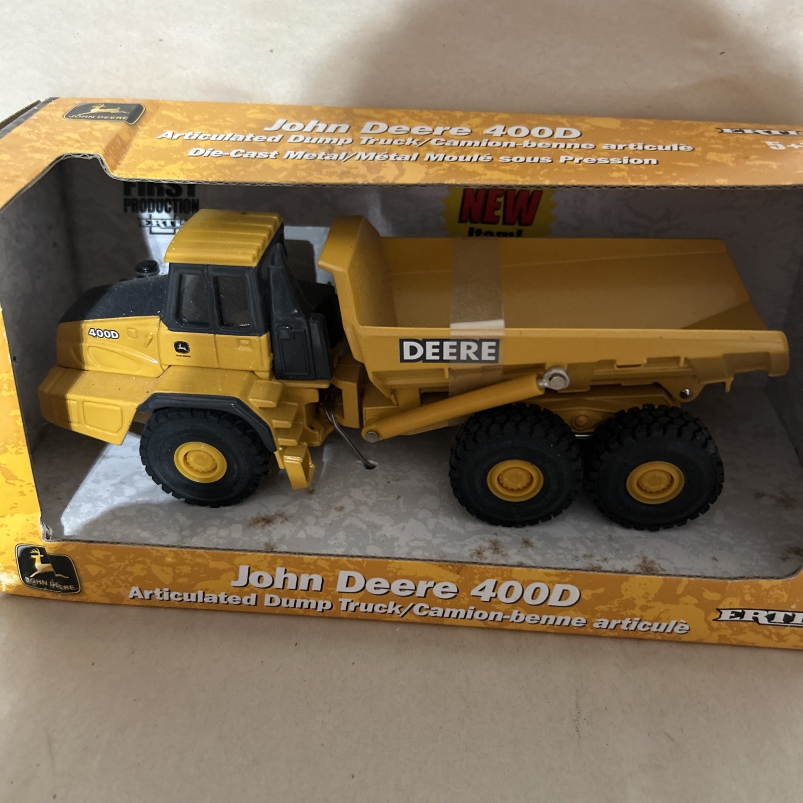 Ertl 15386 John Deere 400D Articulated Dump Truck 1/50 O Scale Die-cast box3