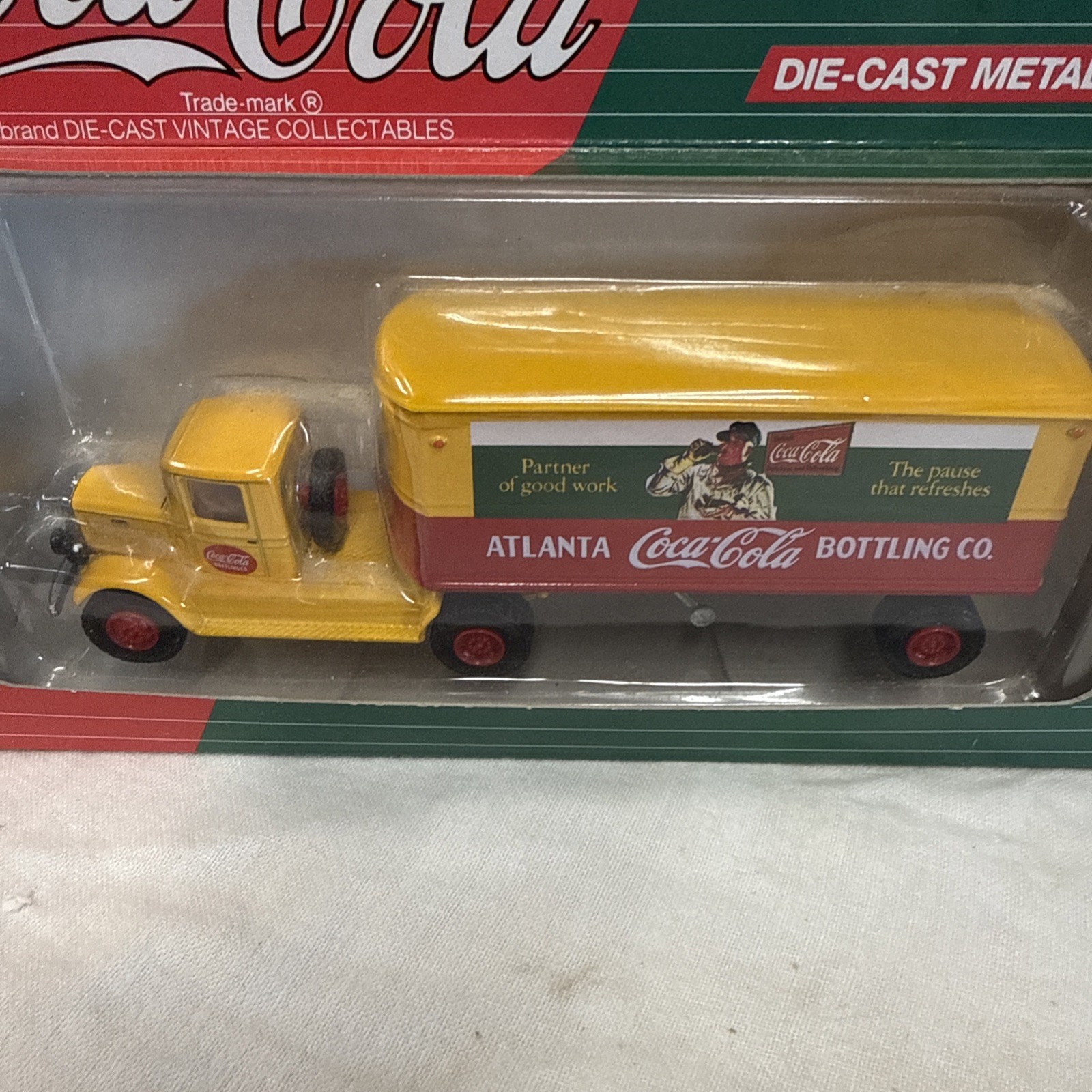 Vtg Coca-Cola Delivery Truck Atlanta Bottling 1:64 Hartoy AHL Diecast NEW NOS