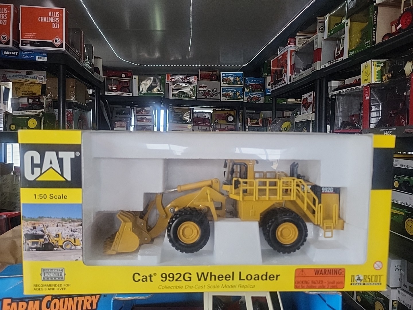 Norscot Cat Caterpillar 992G Wheel Loader 1:50 # 55115