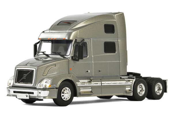 WSI 33-2030 1/50 Scale Volvo Vn780 6X4