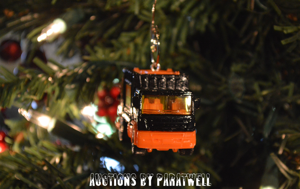 Black Garbage Trash Refuse Truck Custom Christmas Ornament 1/64 Scale Adorno NEW