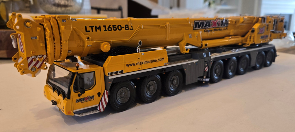 1/50 Custom Liebherr LTM 1650 Mobile Crane – IN MAXIM LIVERY – FREE SHIPPING