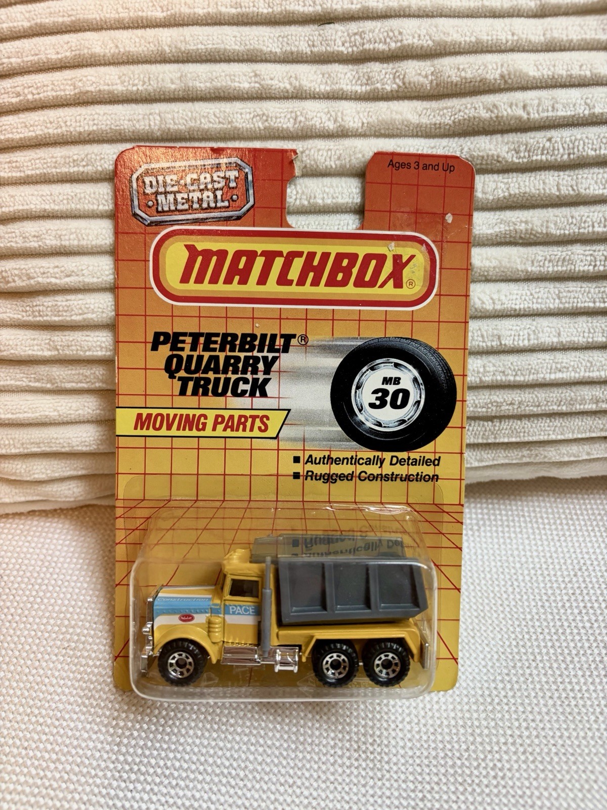 Matchbox Diecast Metal Moving Parts Construction Vehicles Lot of 4 Peterbilt