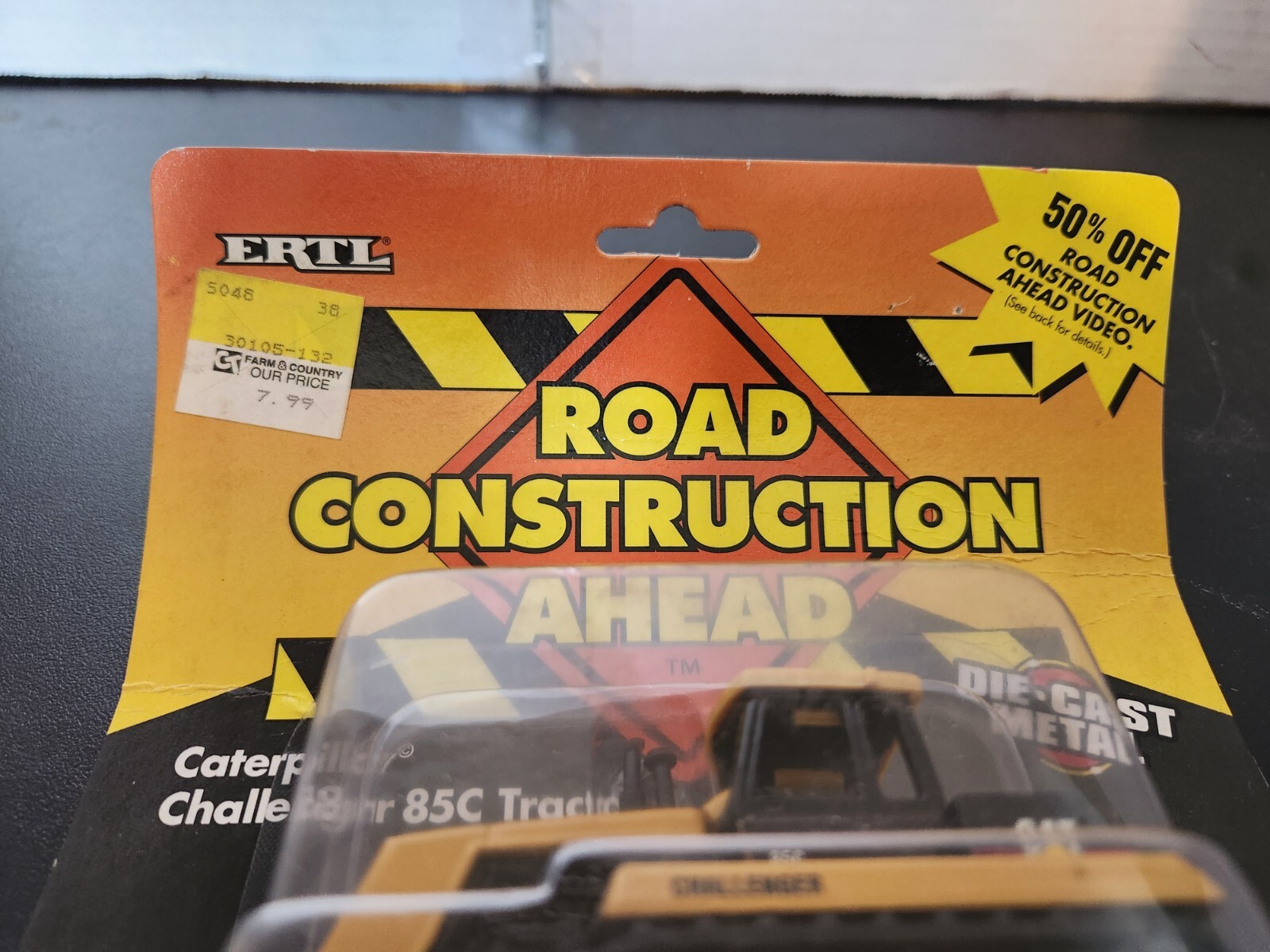 Ertl Caterpillar Challenger 85C Tractor Road Construction Ahead Diecast 2404