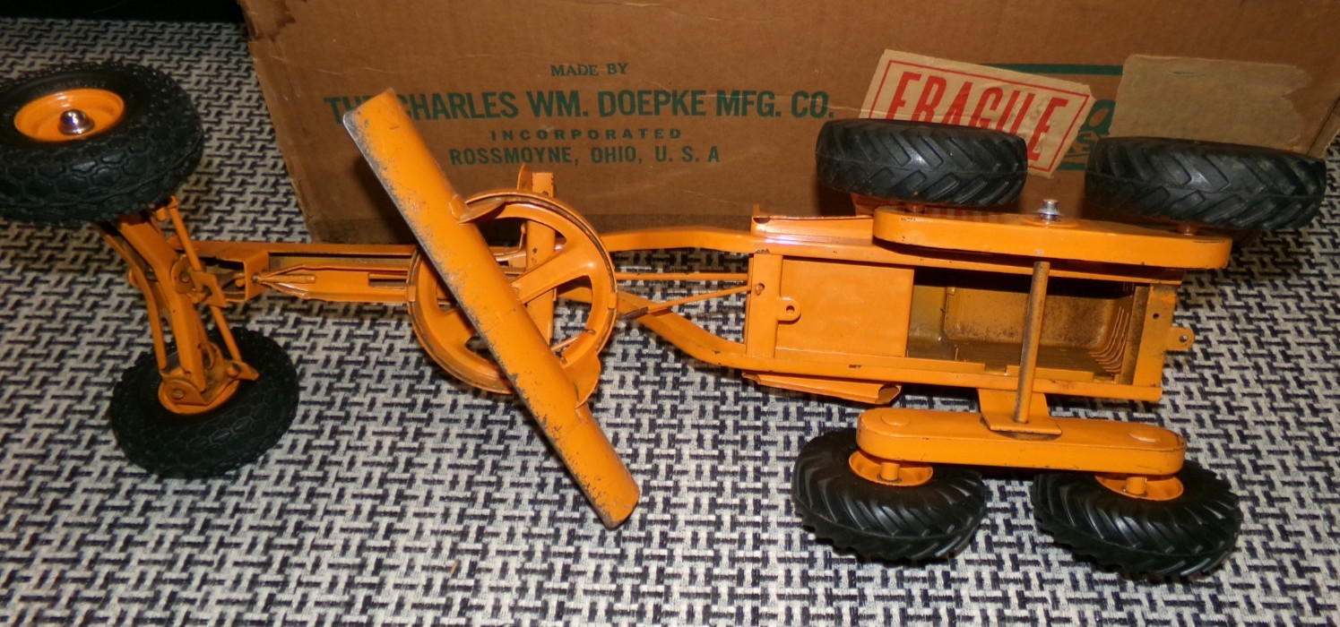 Vintage 1950s Pressed Steel Doepke Adams Orange Road Grader #2006 Original Box