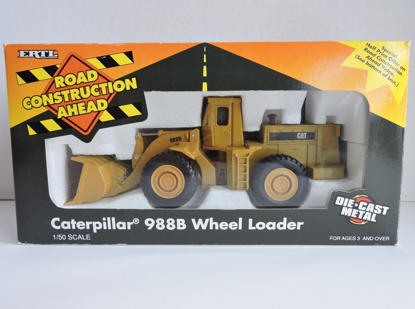 1994 VINTAGE CAT 988B Wheel Loader No. 2435 1/50th Scale NEW IN ORIGINAL BOX