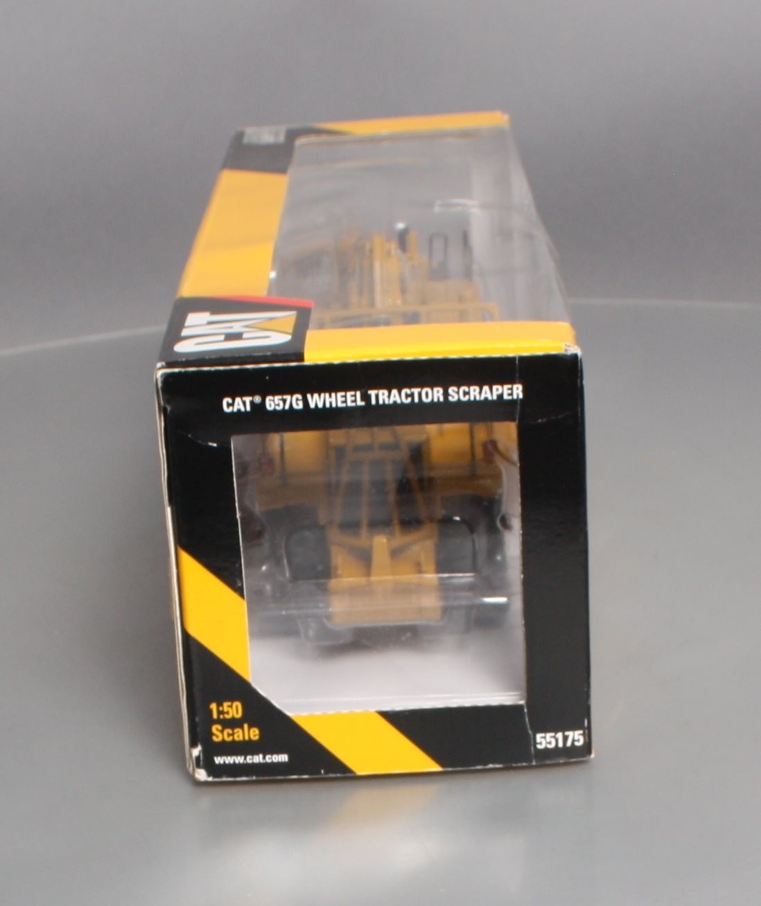 Norscot 55175 1:50 Scale Caterpillar 657G Wheel Tractor Assembled Scraper NIB