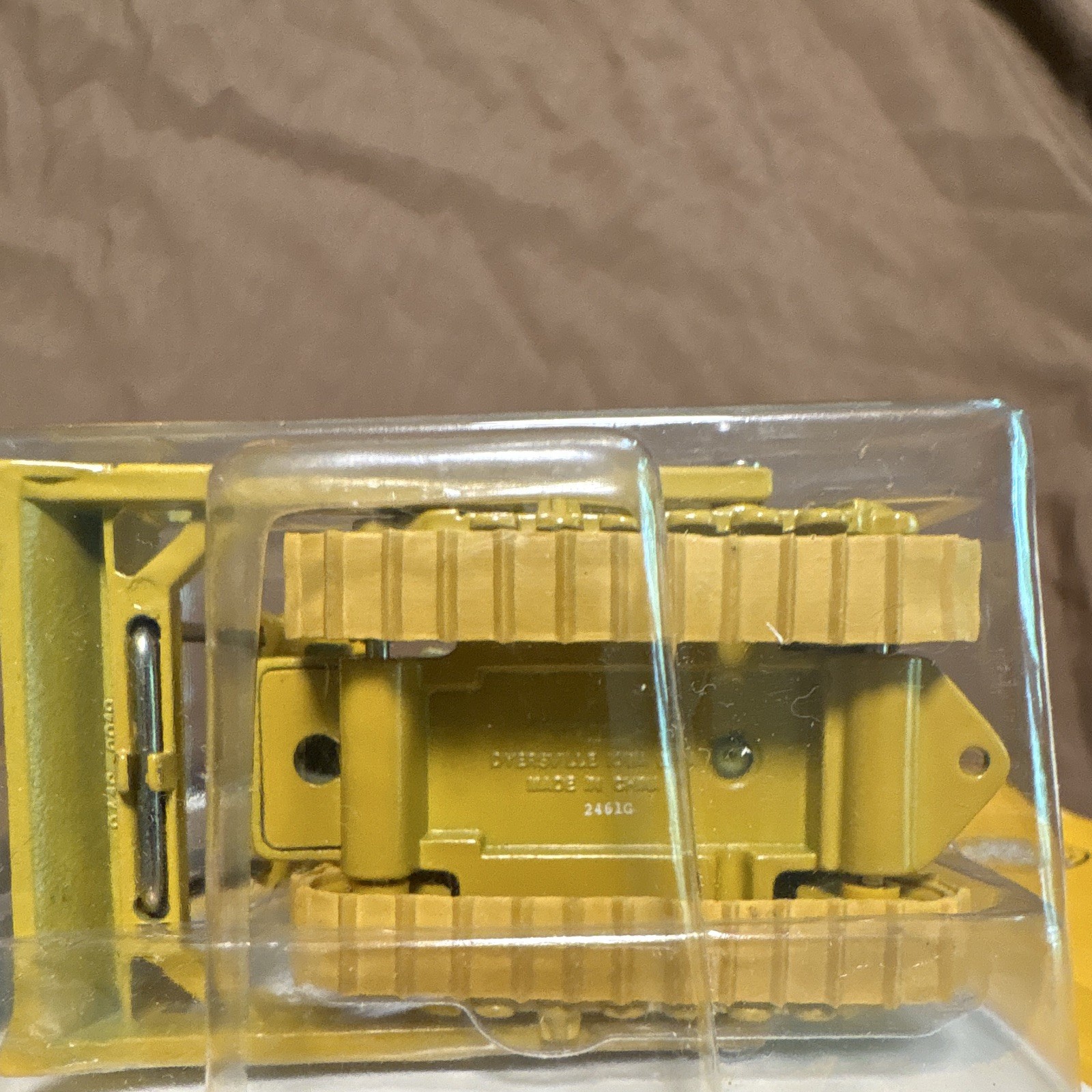 Ertl CAT Caterpillar D6H Track-Type Tractor 1:64 Diecast Unopened Box 2416