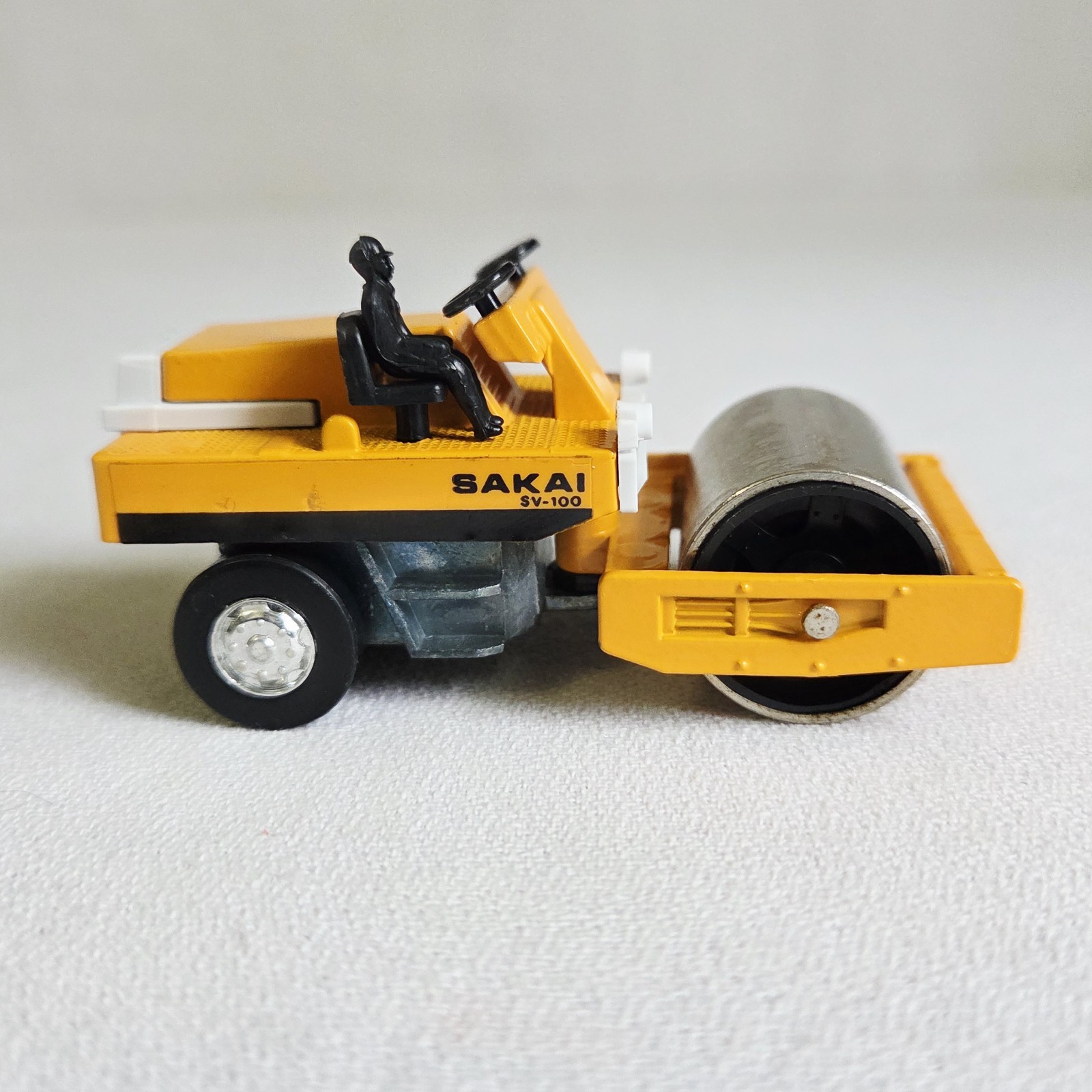 Vintage 1:60 Sakai Roller SV-100 Grip Zechin Eidai Corp. (no canopy or box)