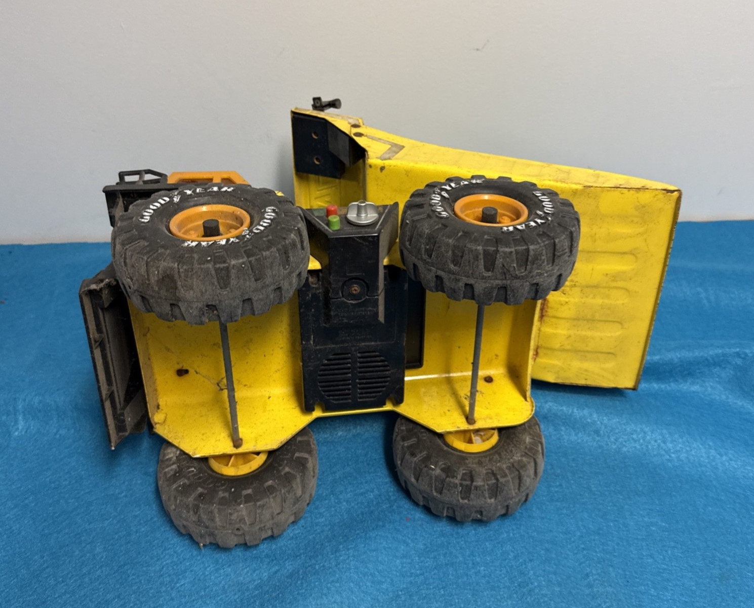 Vintage Buddy L Big Bruiser Construction Dump Truck Pressed Steel.