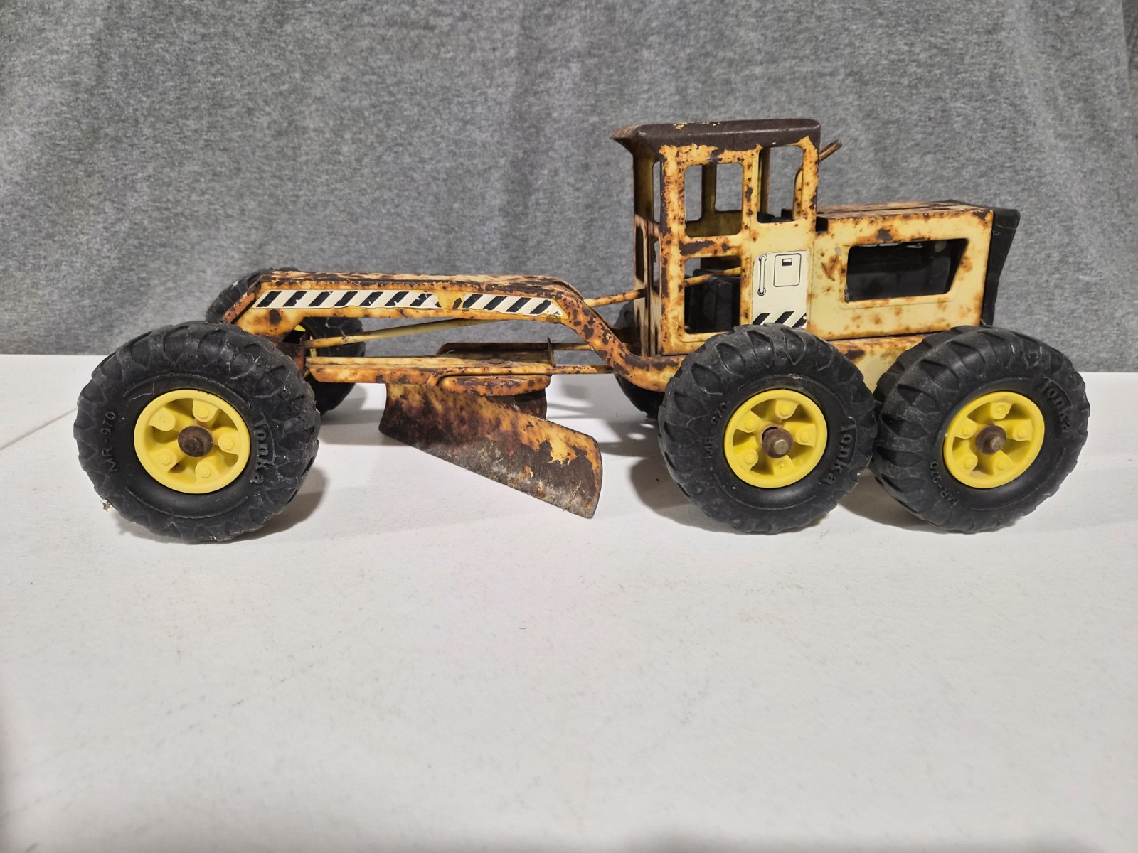 Vintage Tonka Road Grader Toy. Model MR-970 From The 1970s. Made In USA