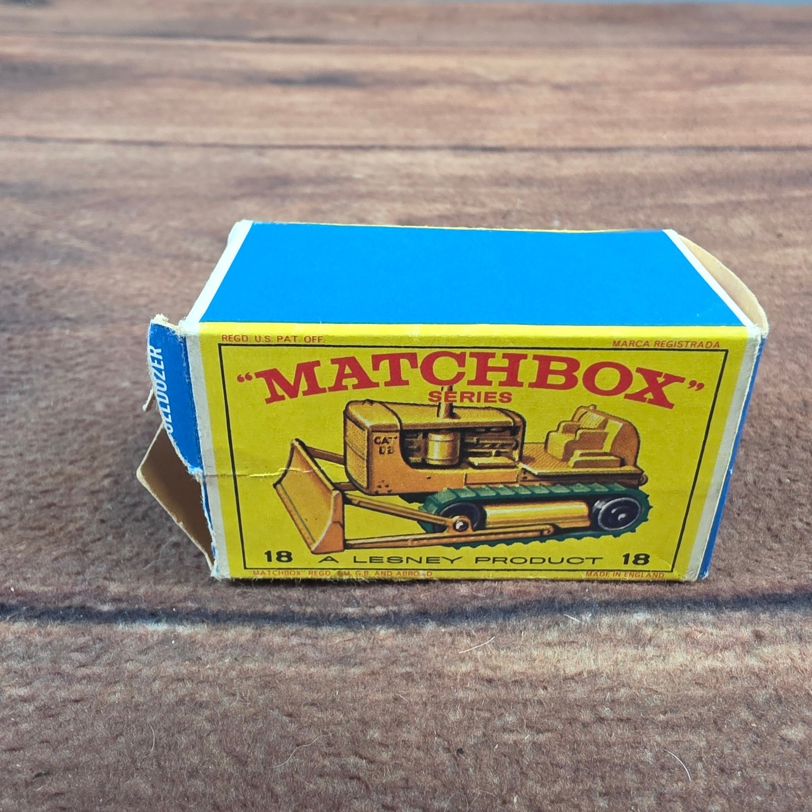 Matchbox Lesney Caterpillar D8 Bulldozer Kids OS Yellow Excellent No 18 Box