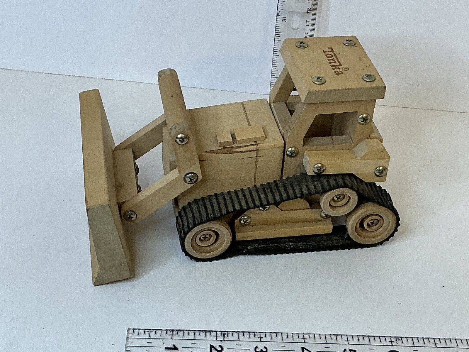 Tonka Wooden Bulldozer Toy Heavy Duty Machinery 8” Complete With rubber tracks