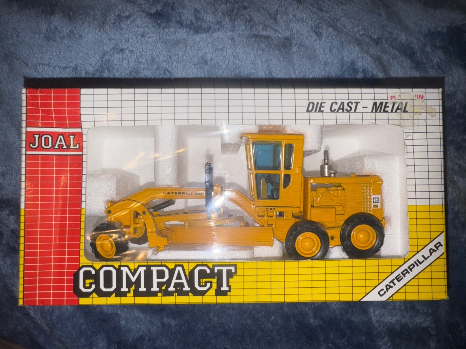 Joal Compact 217 Caterpillar Cat Leveller Scale Truck 1:50