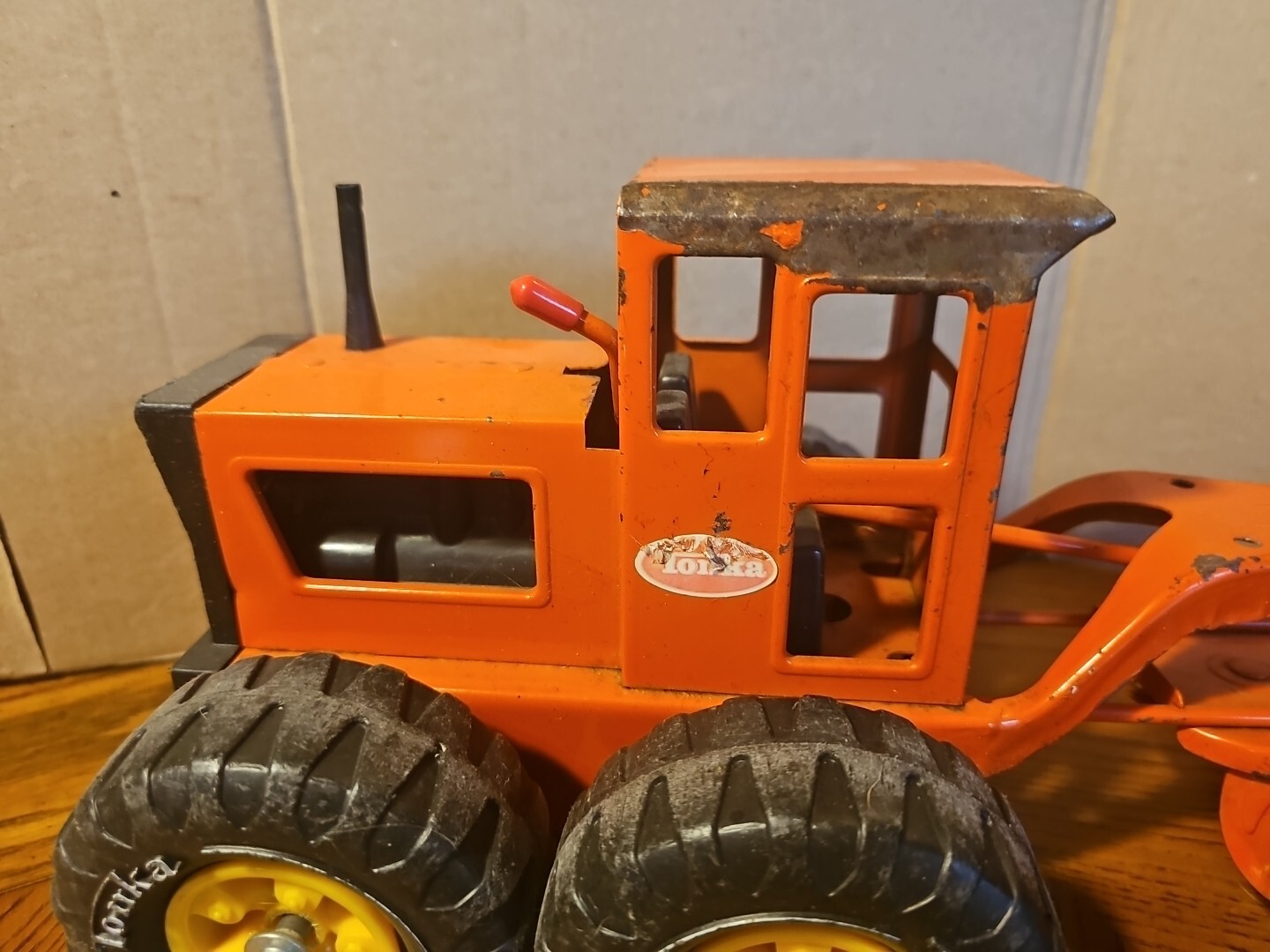 Vintage 1970’s Tonka MR-970 On Wheels ORANGE Pressed Steel Toy Road Grader