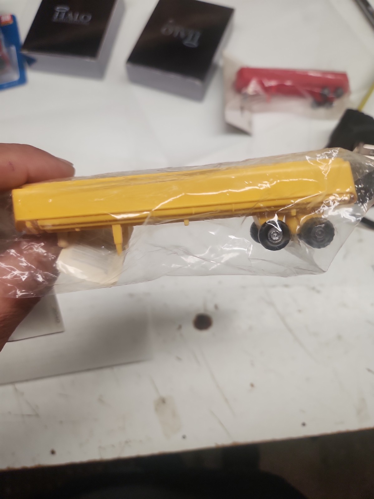 Boley 2040 HO Yellow Tanker New In Package
