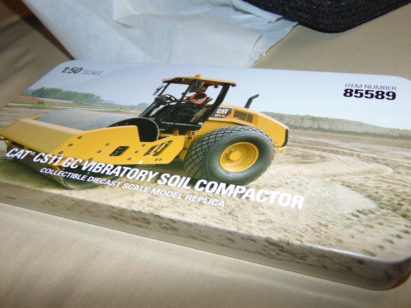 DM 85589 CATERPILLAR CS11 GC VIBTAYOR SOIL COMPACTOR – BRAND NEW – ROOF OFF