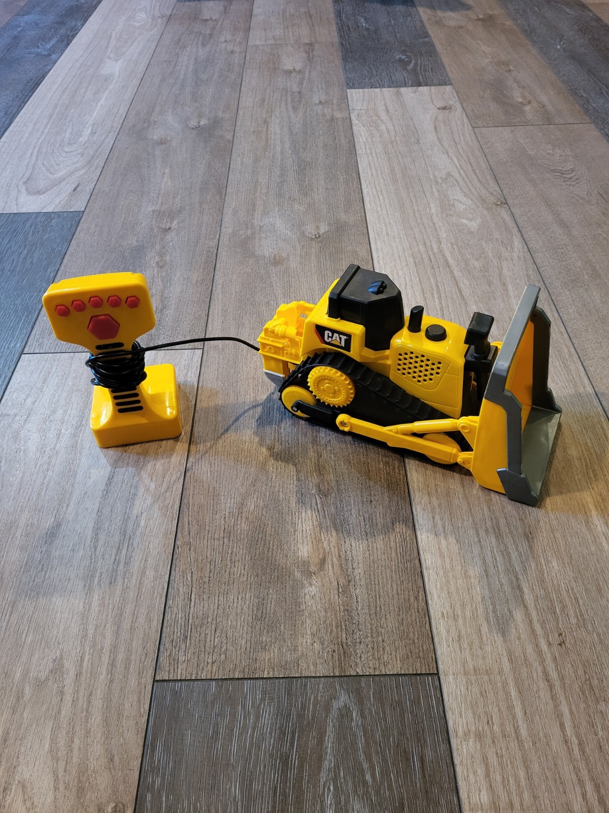 Toy State Industrial CAT Bulldozer Wired RC Toy w/Batteries TESTED/working