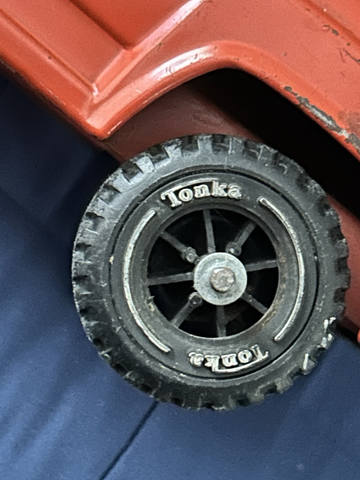 Vintage 1970s Pressed Steel Tonka 13190 Orange Dump Tipper Truck XR 101 Toy Old