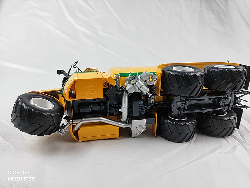 TEKNOPloeger Oxbo AT5150 LNMS Slurry Tanker NEW IN BOX 1:32