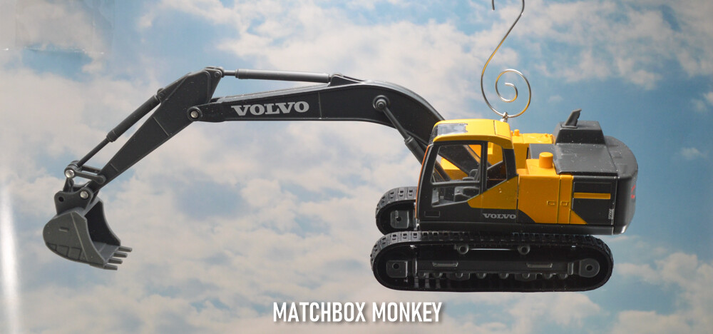 Custom Volvo EC220E Excavator 1/50 Christmas Tree Ornament Deere Caterpillar CAT